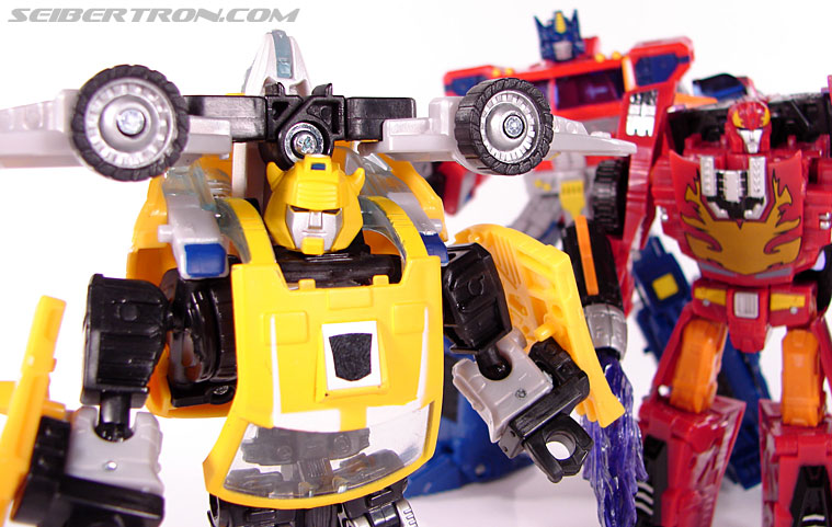 Transformers Classics Bumblebee (Bumble) (Image #85 of 93)