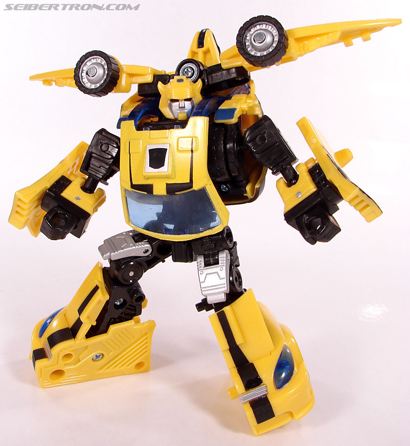 Transformers Classics Bumblebee (Bumble) (Image #86 of 126)