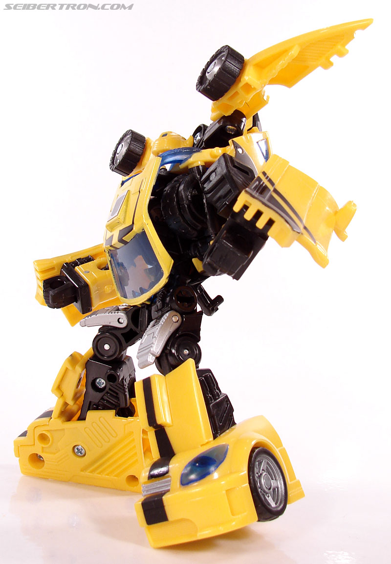 Transformers Classics Bumblebee (Bumble) (Image #92 of 126)