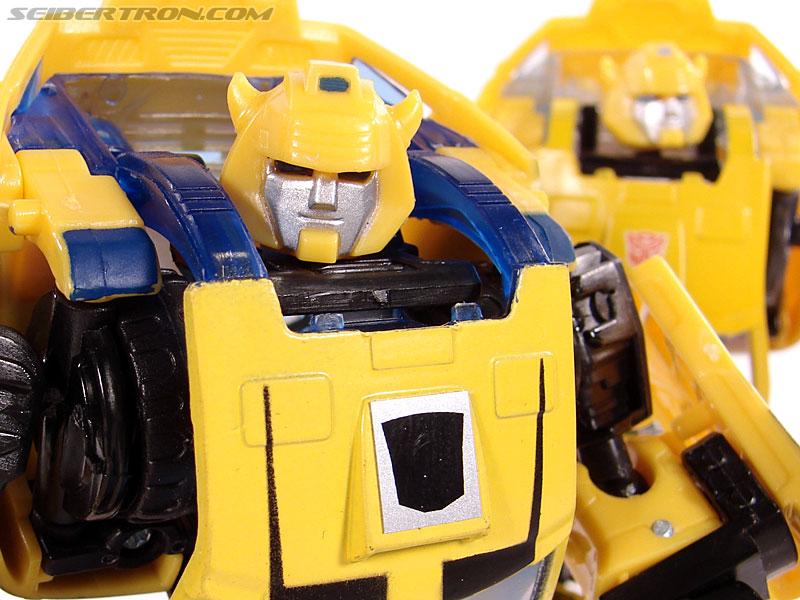 Transformers Classics Bumblebee (Bumble) (Image #121 of 126)
