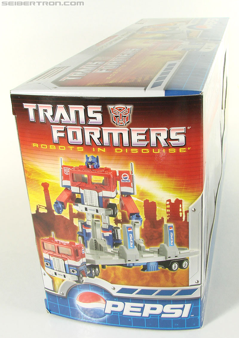 Transformers Classics Pepsi Optimus Prime (Pepsi Convoy) (Image #41 of 202)
