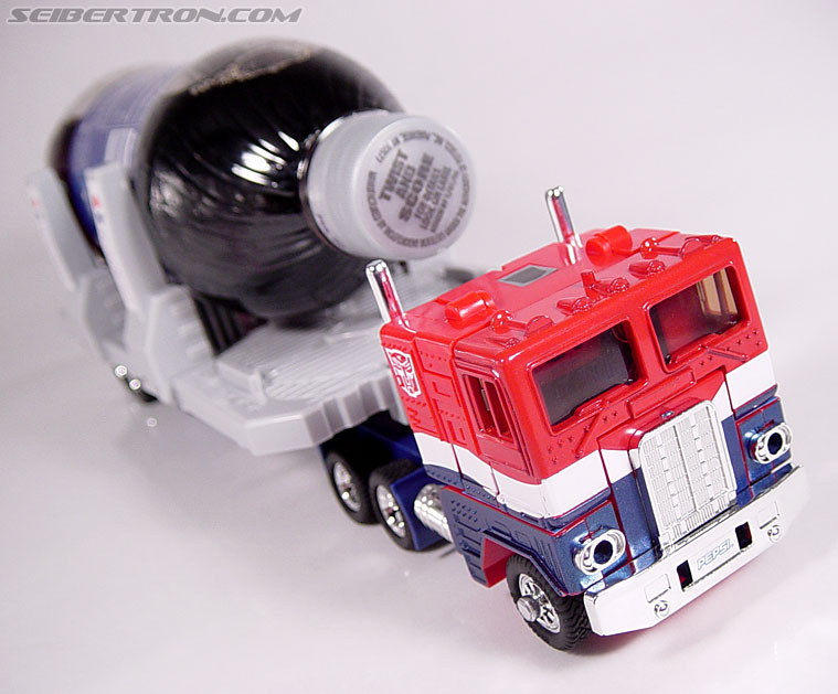 Transformers Classics Pepsi Optimus Prime (Pepsi Convoy) (Image #61 of 202)