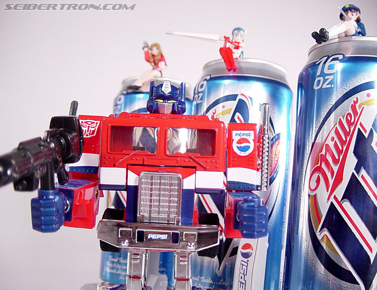 Transformers Classics Pepsi Optimus Prime (Pepsi Convoy) (Image #198 of 202)