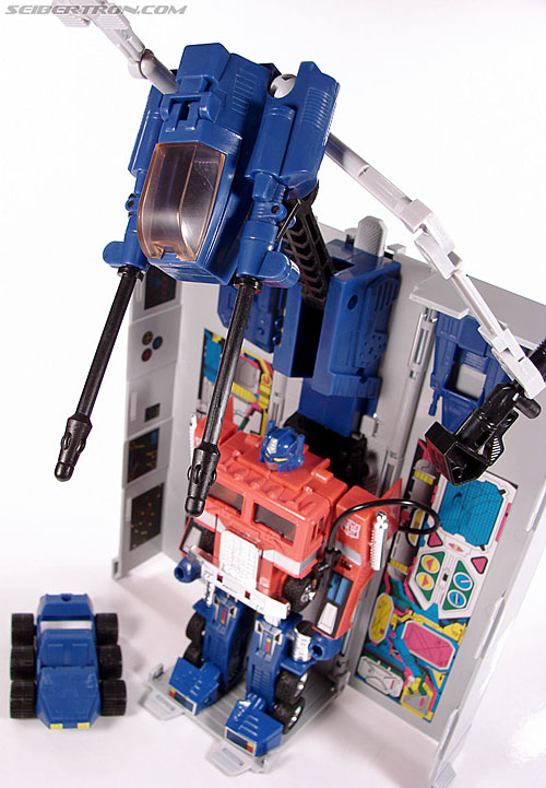 Transformers Classics Optimus Prime (25th Anniversary) (Image #267 of 267)