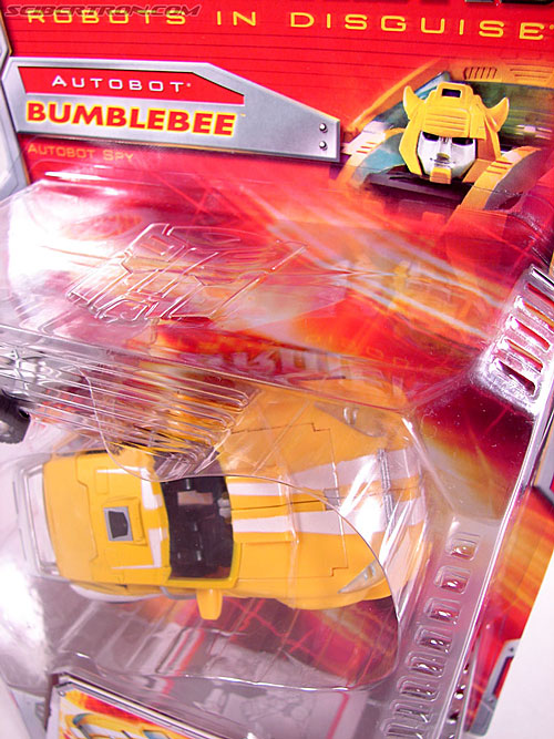 Transformers Classics Bumblebee (Bumble) (Image #12 of 93)