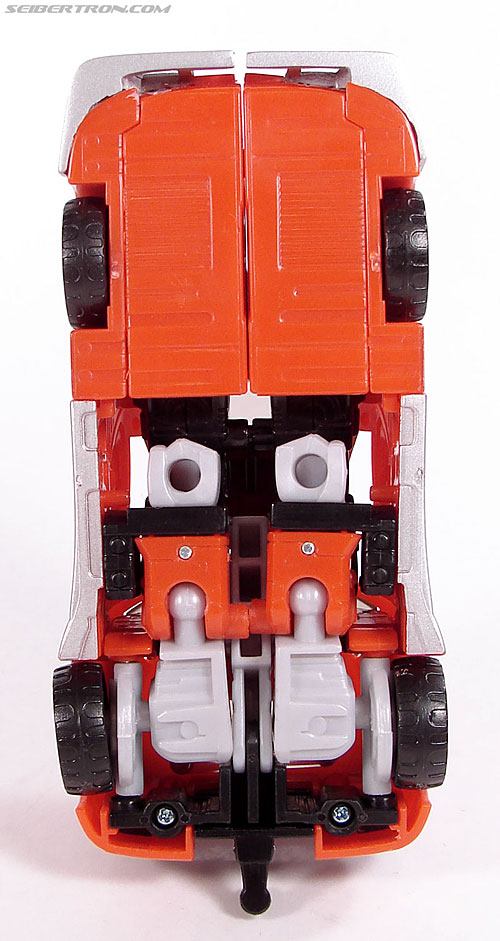 Transformers Classics Cliffjumper (Image #49 of 158)
