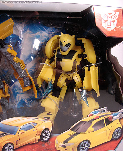 Transformers Classics Bumblebee (Bumble) (Image #5 of 126)