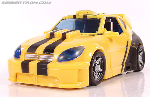 Transformers Classics Bumblebee (Bumble) (Image #39 of 126)