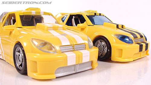 Transformers Classics Bumblebee (Bumble) (Image #48 of 126)