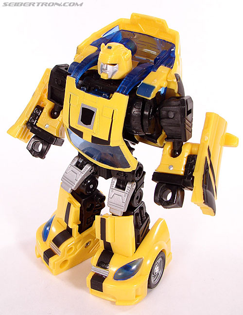 Transformers Classics Bumblebee (Bumble) (Image #77 of 126)