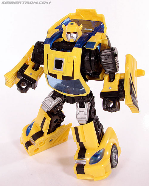 Transformers Classics Bumblebee (Bumble) (Image #80 of 126)