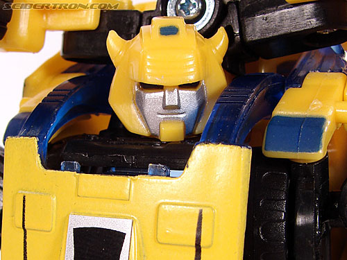 Transformers Classics Bumblebee (Bumble) (Image #85 of 126)