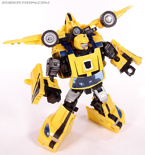 Transformers Classics Bumblebee (Bumble) (Image #87 of 126)