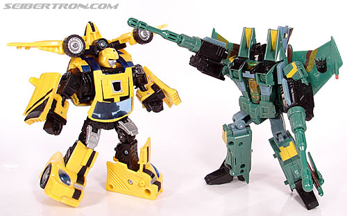 Transformers Classics Bumblebee (Bumble) (Image #103 of 126)