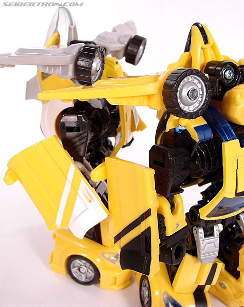 Transformers Classics Bumblebee (Bumble) (Image #111 of 126)