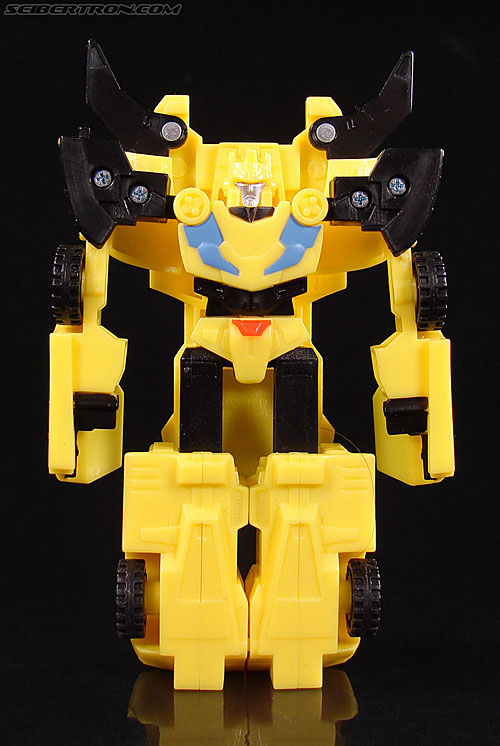 Transformers Classics Bumblebee (Image #33 of 63)