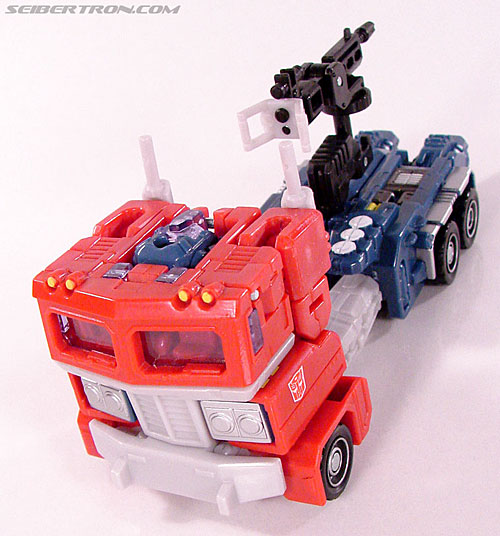 Transformers Classics Optimus Prime (deluxe) (Image #26 of 81)