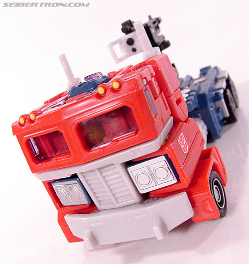 Transformers Classics Optimus Prime (deluxe) (Image #28 of 81)