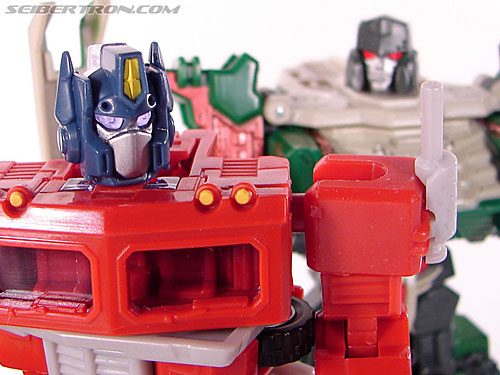 Transformers Classics Optimus Prime (deluxe) (Image #65 of 81)