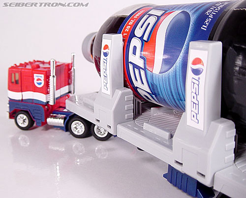 Transformers Classics Pepsi Optimus Prime (Pepsi Convoy) (Image #70 of 202)