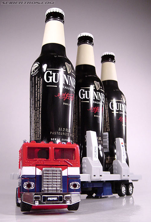 Transformers Classics Pepsi Optimus Prime (Pepsi Convoy) (Image #105 of 202)