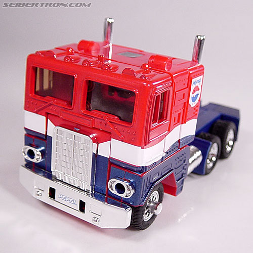 Transformers Classics Pepsi Optimus Prime (Pepsi Convoy) Toy Gallery ...