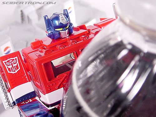 Transformers Classics Pepsi Optimus Prime (Pepsi Convoy) (Image #186 of 202)