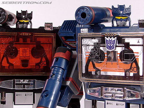 Transformers Classics Soundwave (Reissue) (Image #109 of 137)