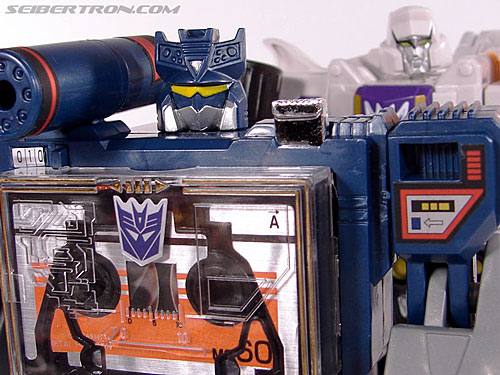 Transformers Classics Soundwave (Reissue) (Image #120 of 137)