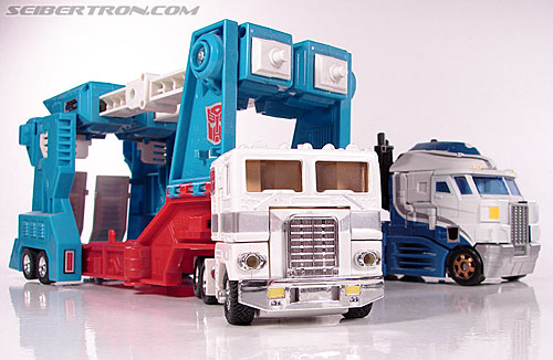 Transformers Classics Ultra Magnus (Image #51 of 143)