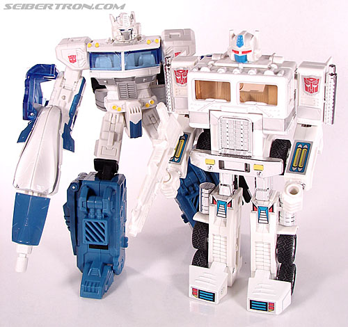 Transformers Classics Ultra Magnus (Image #105 of 143)