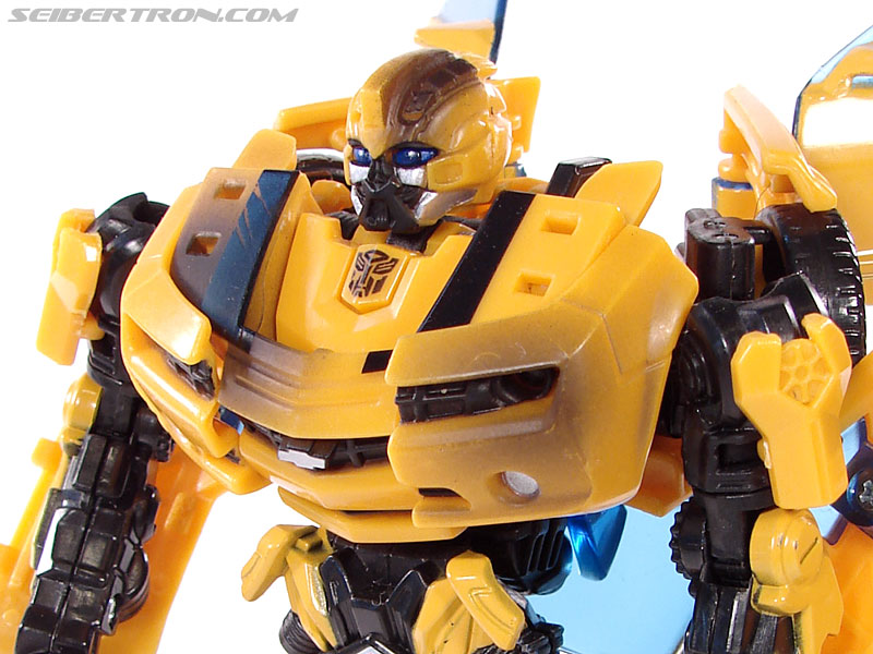 Transformers (2007) Battle Damaged Bumblebee (Image #72 of 99)