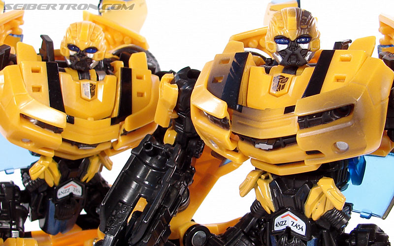 Transformers (2007) Battle Damaged Bumblebee (Image #95 of 99)