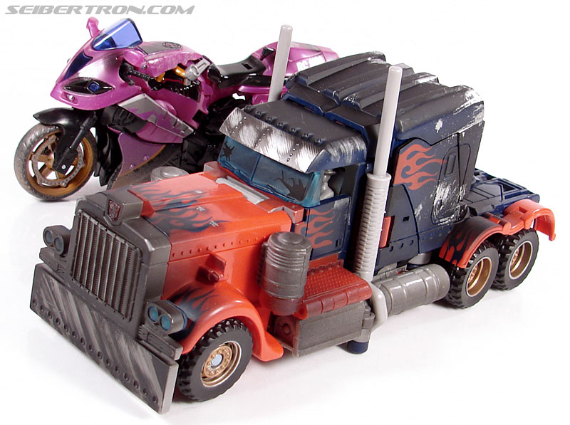 Transformers (2007) Battle Damaged Optimus Prime (Image #57 of 144)