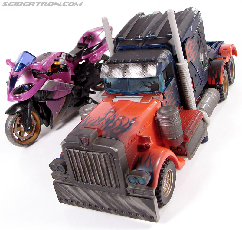 Transformers (2007) Battle Damaged Optimus Prime (Image #58 of 144)