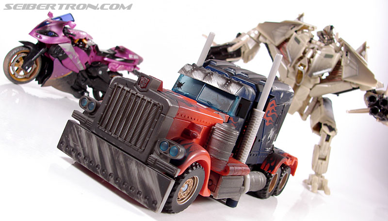 Transformers (2007) Battle Damaged Optimus Prime (Image #60 of 144)