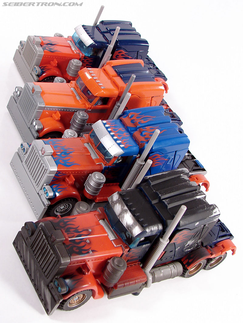 Transformers (2007) Battle Damaged Optimus Prime (Image #63 of 144)