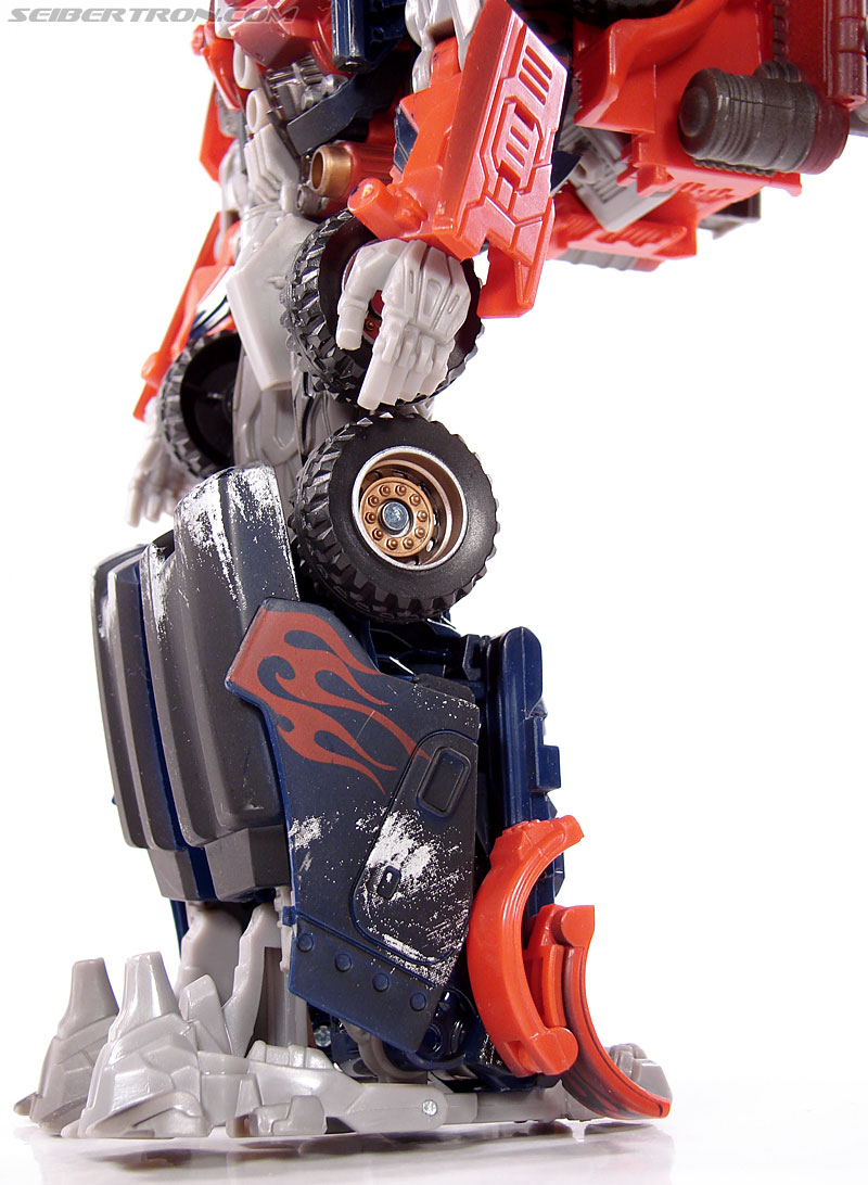 Transformers (2007) Battle Damaged Optimus Prime (Image #120 of 144)