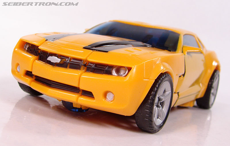 Transformers (2007) Bumblebee (Image #25 of 224)