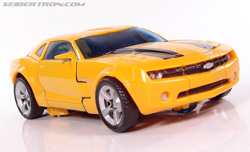 Transformers (2007) Bumblebee (Image #52 of 224)