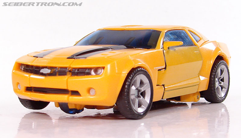 Transformers (2007) Bumblebee (Image #68 of 224)