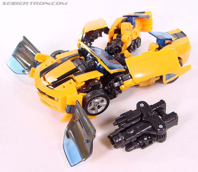 Transformers (2007) Bumblebee (Image #86 of 224)