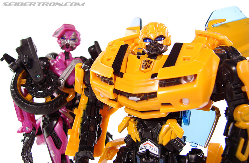 Transformers (2007) Bumblebee (Image #192 of 224)