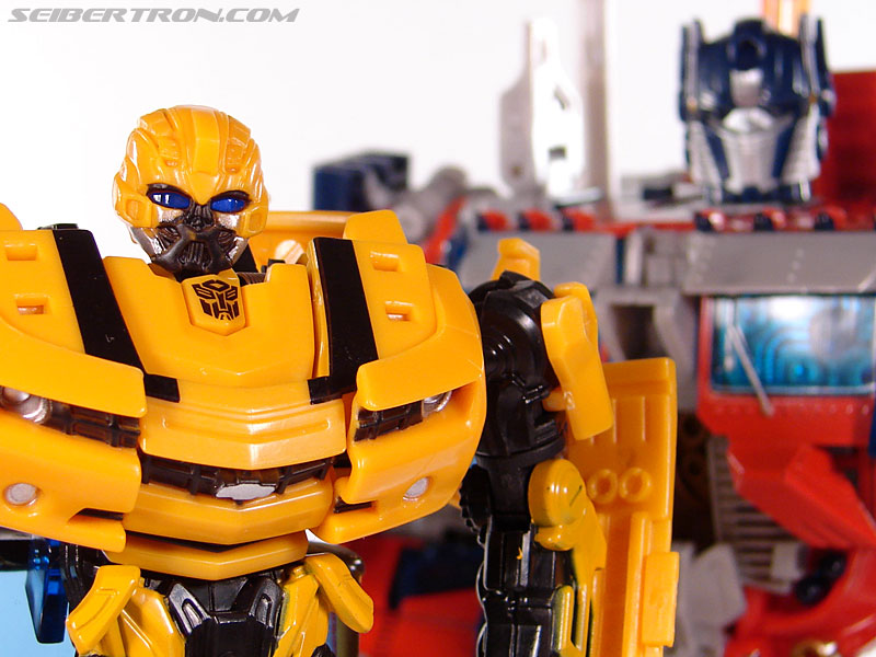 Transformers (2007) Bumblebee (Image #214 of 224)