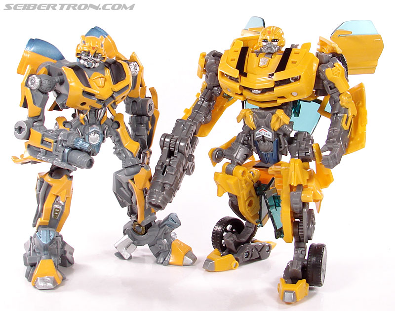 Transformers (2007) Screen Battles: Capture of Bumblebee (Image #141 of 156)
