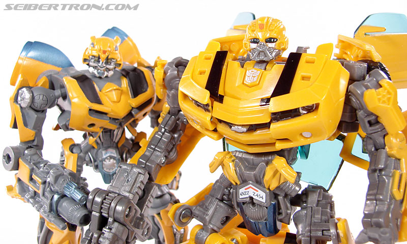 Transformers (2007) Screen Battles: Capture of Bumblebee (Image #143 of 156)