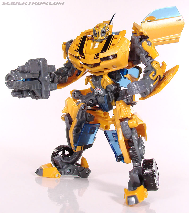 Transformers (2007) Premium Bumblebee (Image #78 of 119)