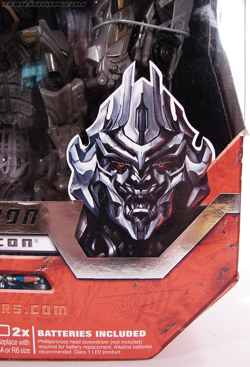 Transformers (2007) Premium Megatron (Image #2 of 161)