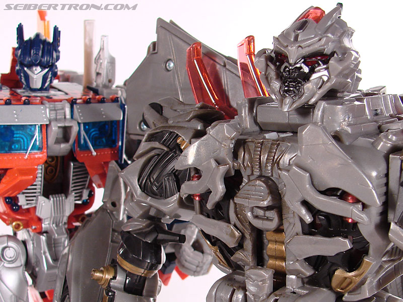 Transformers (2007) Premium Megatron (Image #155 of 161)