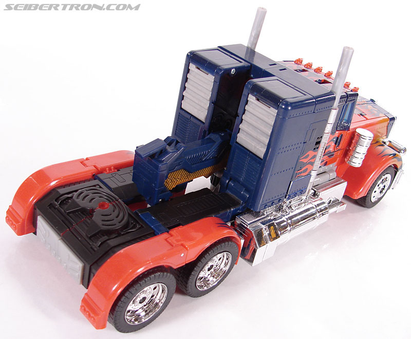 Transformers (2007) Premium Optimus Prime (Image #18 of 155)